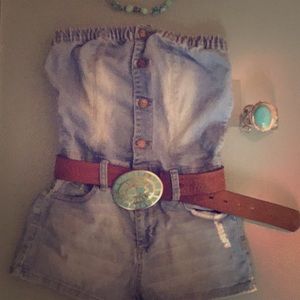 SUPER CUTE!!! DENIUM Festival ROMPER ✨